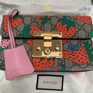 Brand New 100% Authentic Gucci Strawberry Bag